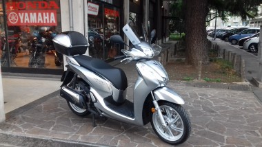 Tagliando Scooter Milano 