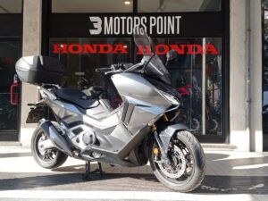 HONDA FORZA 750 STYLE