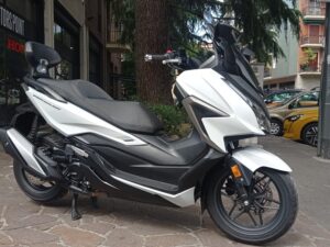 HONDA FORZA 350
